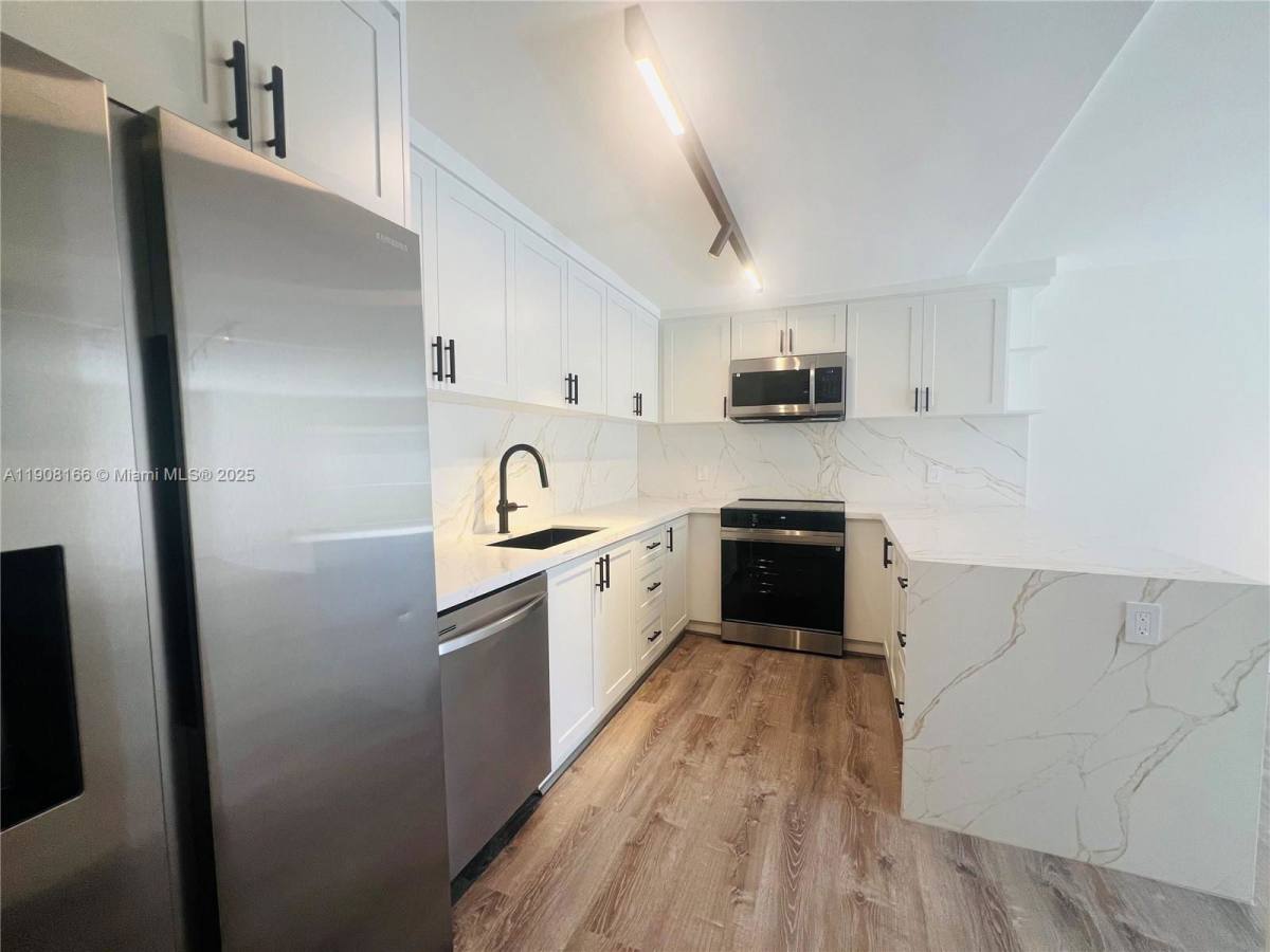 Apartment for rent at 201 Jefferson Ave, Miami Beach, FL 33139