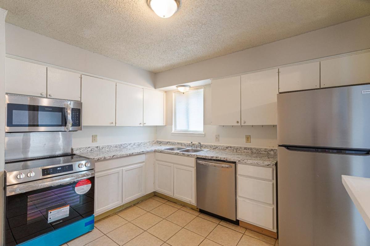 Apartment for rent at 1114 E 64th St #B, Tulsa, OK 74136