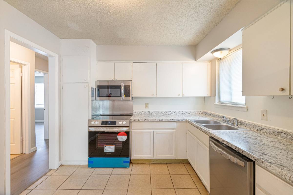 Apartment for rent at 1114 E 64th St #B, Tulsa, OK 74136