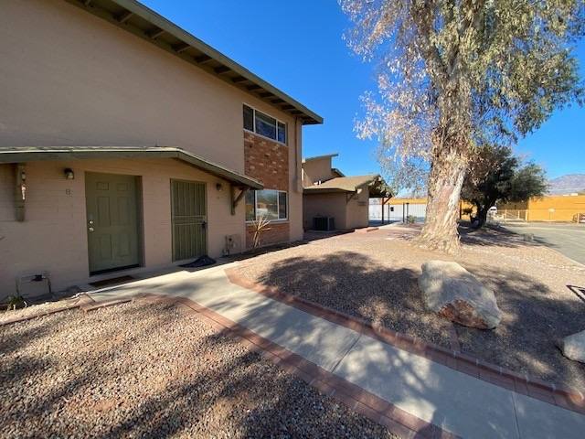 Townhouse for rent at 953 N Desert Ave #A, Tucson, AZ 85719