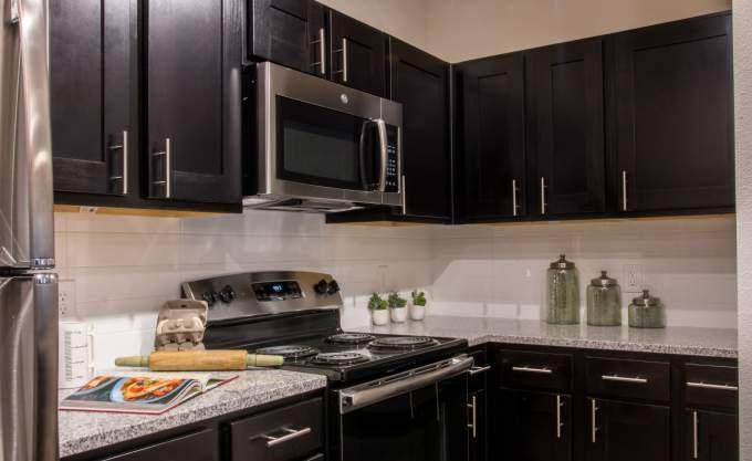 Apartment for rent at 3741 Post Oak Blvd, Euless, TX 76040
