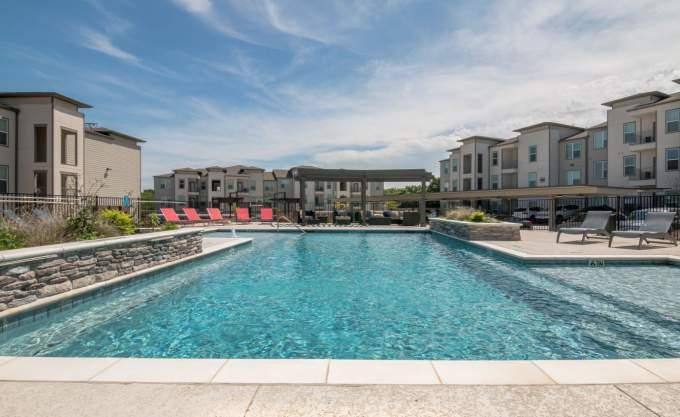 Apartment for rent at 3741 Post Oak Blvd, Euless, TX 76040