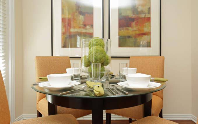 Apartment for rent at 1901 NE Green Oaks Blvd, Arlington, TX 76006