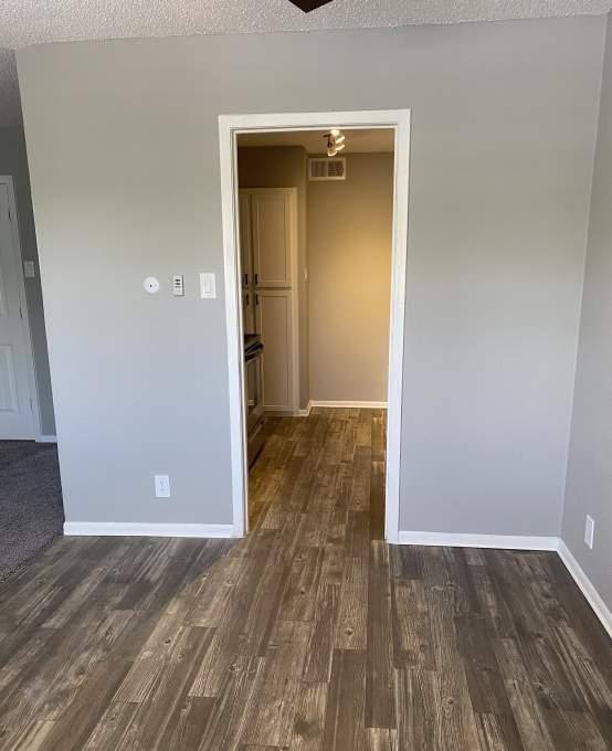 Apartment for rent at 700 E Randol Mill Rd, Arlington, TX 76011