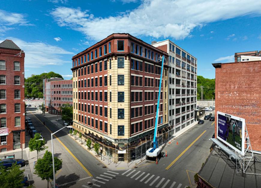 Apartment for rent at 86 Essex St, Haverhill, MA 01832