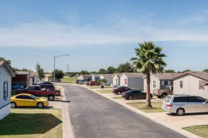 7601 Daffan Lane #3018, Austin, TX 78724 - Apartment For Rent - Image 2