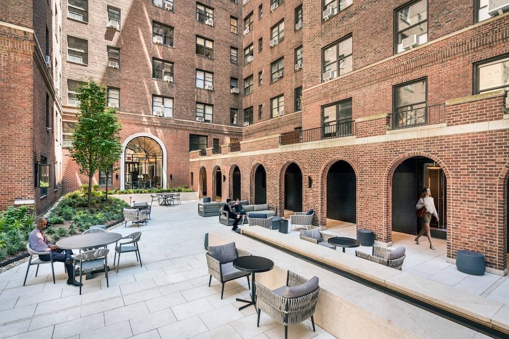 Apartment for rent at 160 E 48th St #4-Q, New York, NY 10017