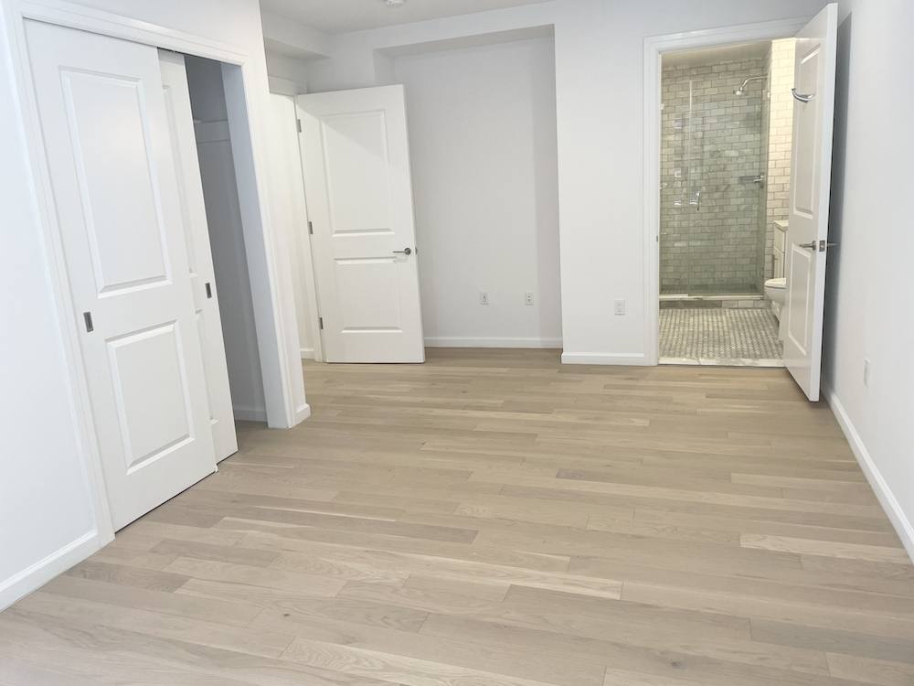 Apartment for rent at 160 E 48th St #4-Q, New York, NY 10017