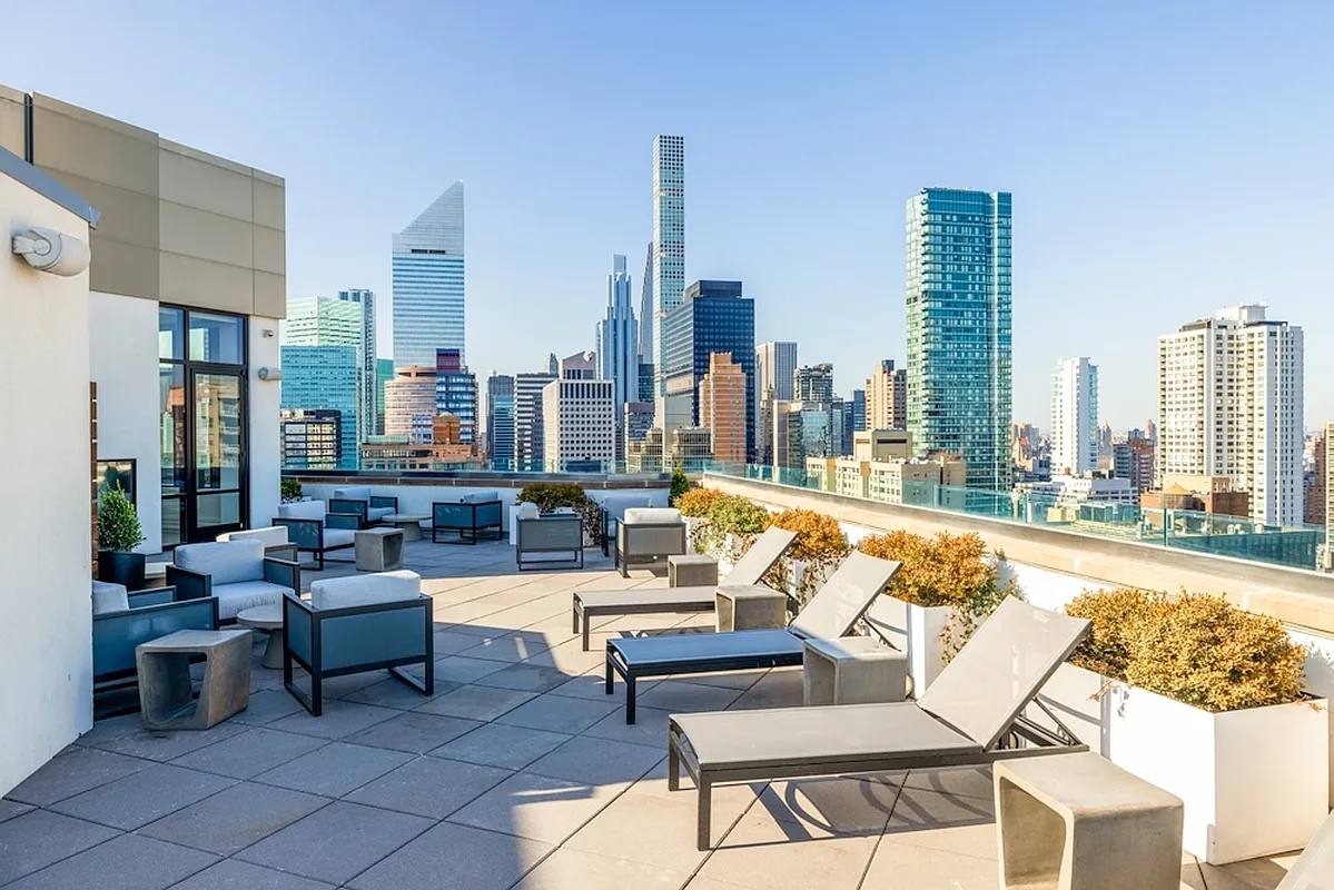 Apartment for rent at 420 E 54th St #509, New York, NY 10022