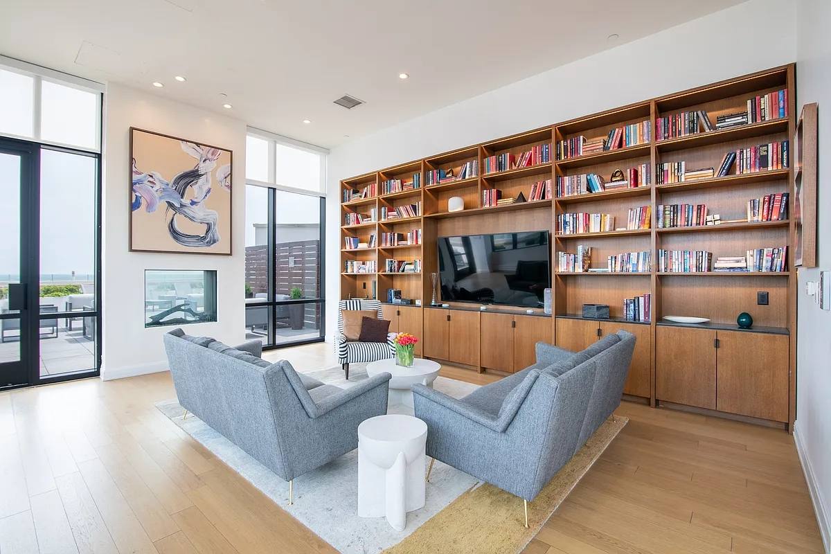 Apartment for rent at 420 E 54th St #509, New York, NY 10022