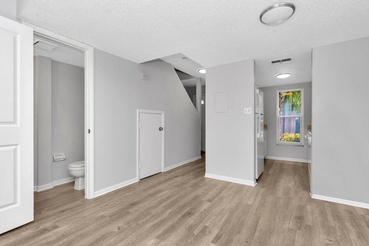 Townhouse for rent at 5112 E Temple Heights Rd, Tampa, FL 33617