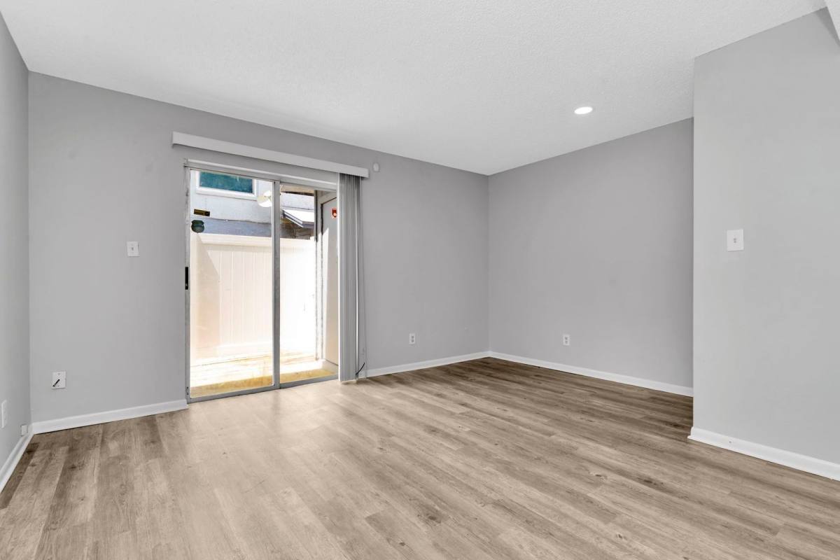 Townhouse for rent at 5112 E Temple Heights Rd, Tampa, FL 33617