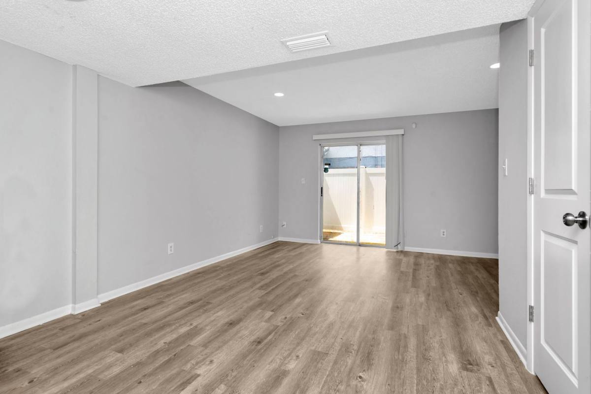 Townhouse for rent at 5112 E Temple Heights Rd, Tampa, FL 33617