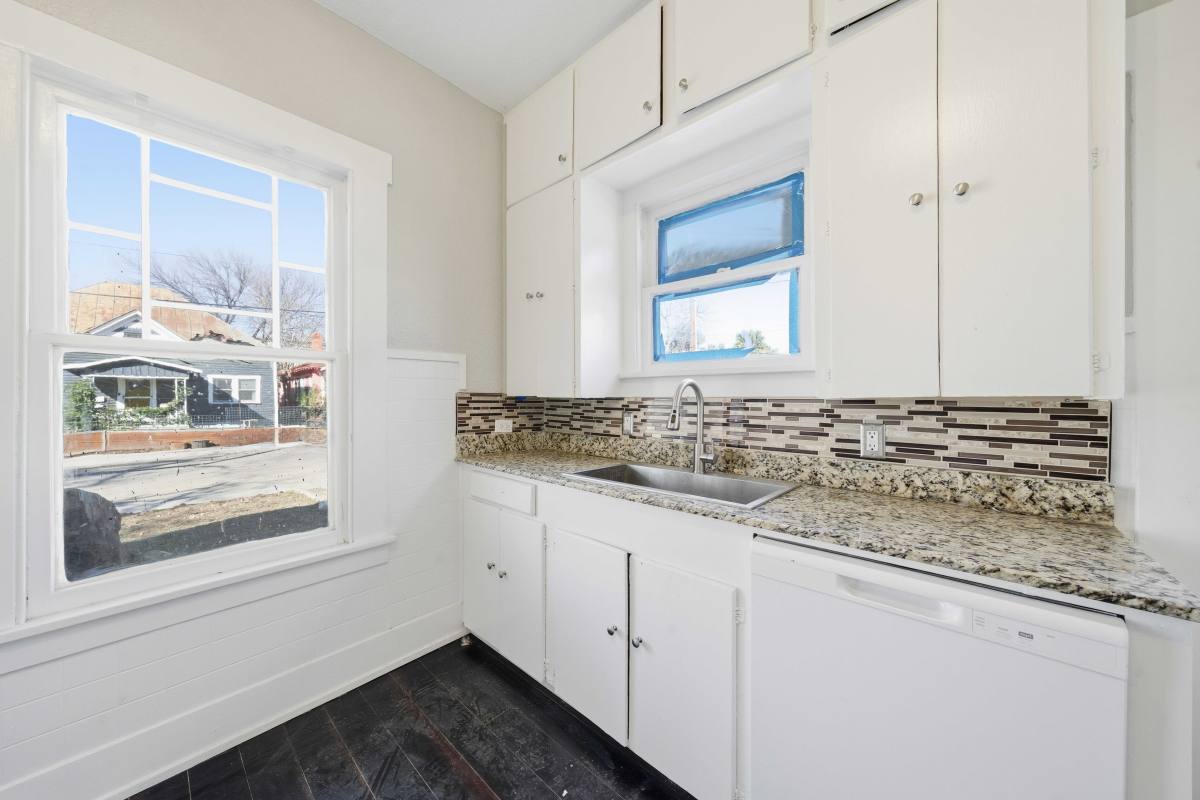 Townhouse for rent at 122 Biering St #1, San Antonio, TX 78210