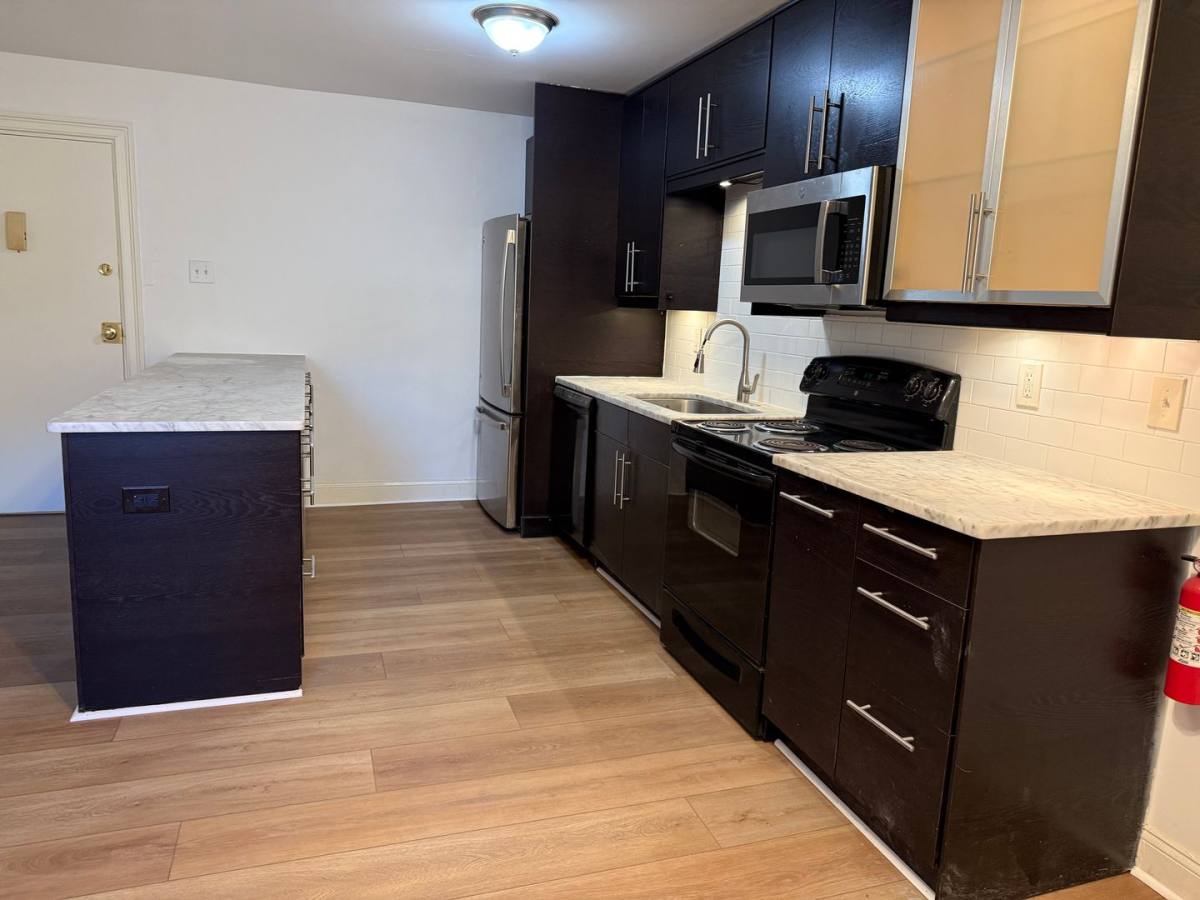 Apartment for rent at 501 Lawrence Rd, Broomall, PA 19008