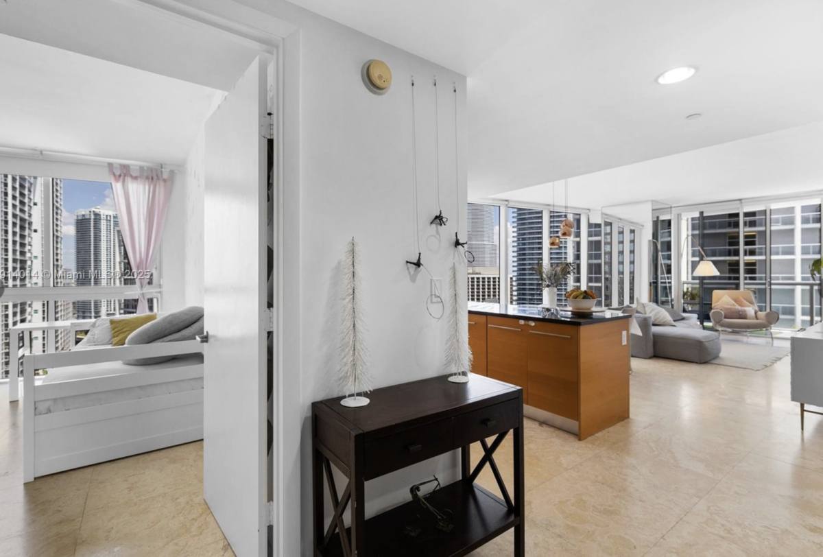 Apartment for rent at 495 Brickell Ave #2410, Miami, FL 33131