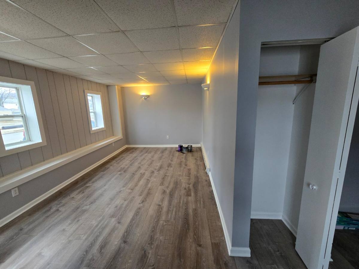 Apartment for rent at 518 Moen Ave 3, Joliet, IL 60436