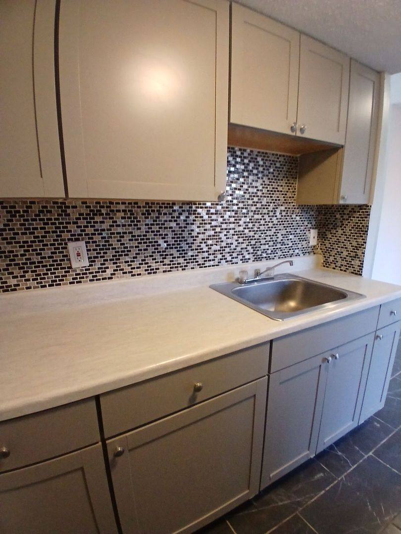 Townhouse for rent at 5193 Flowering Peach Dr, Memphis, TN 38115