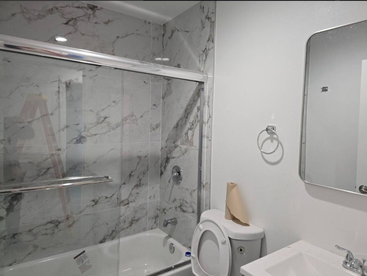 Apartment for rent at 1319 E 59th Place, Los Angeles, CA 90001