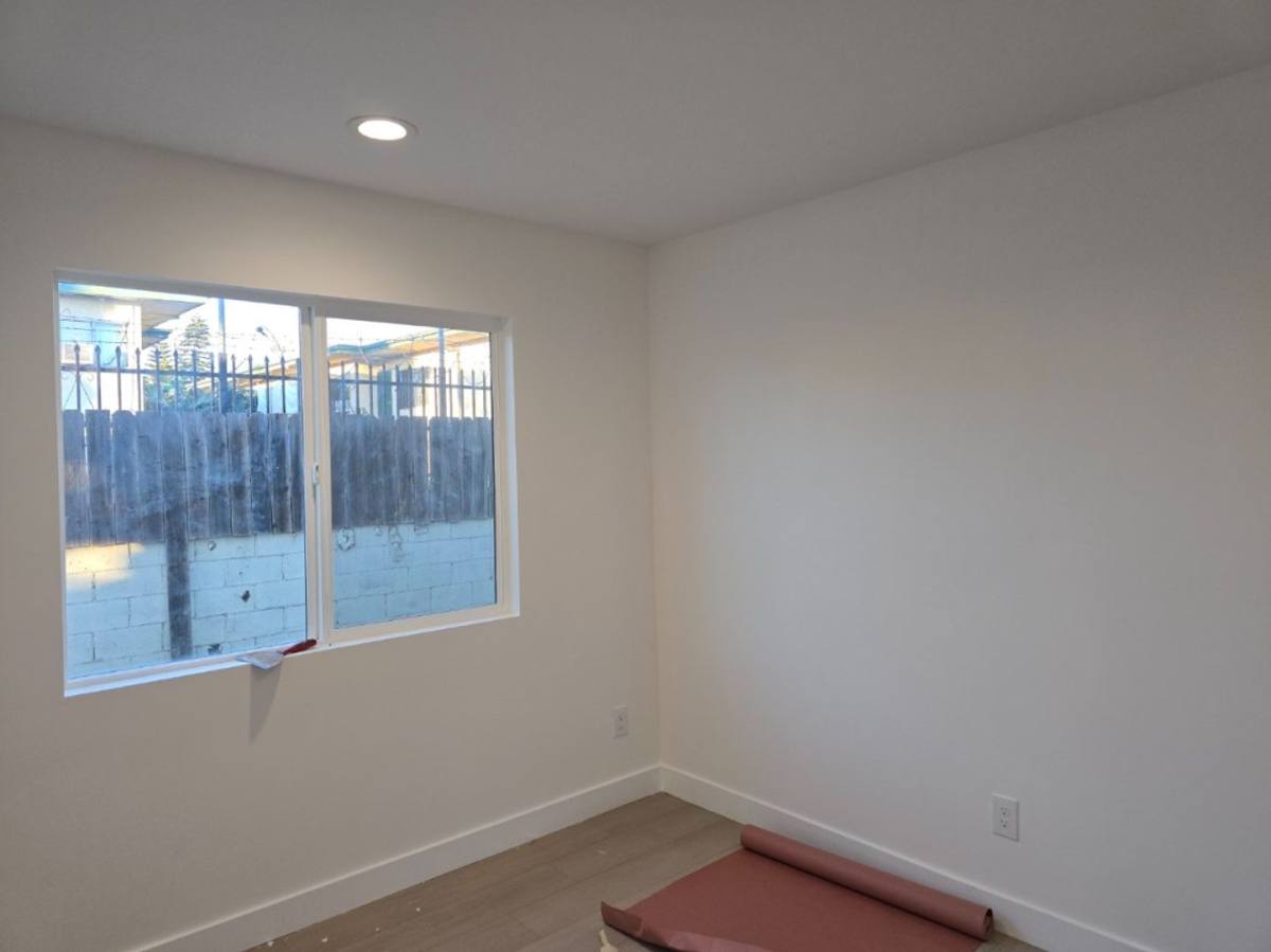Apartment for rent at 1319 E 59th Place, Los Angeles, CA 90001