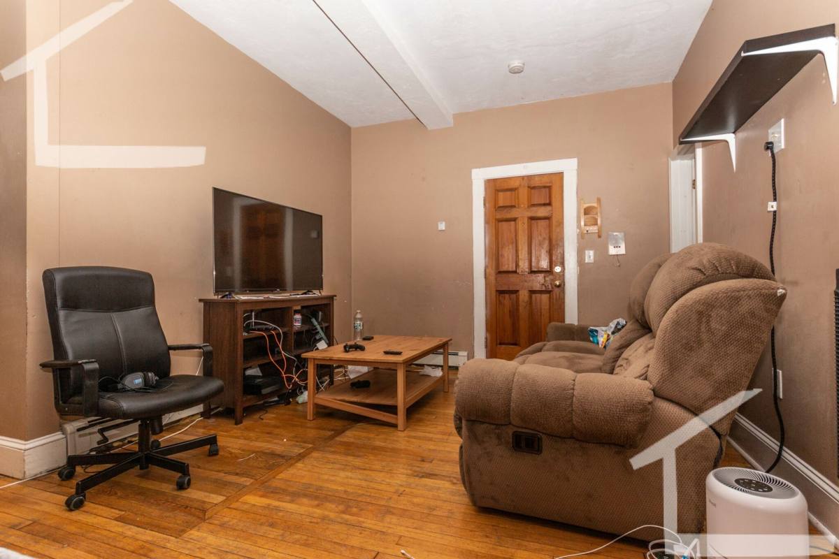 Apartment for rent at 170 Glenville Ave #5, Allston, MA 02134