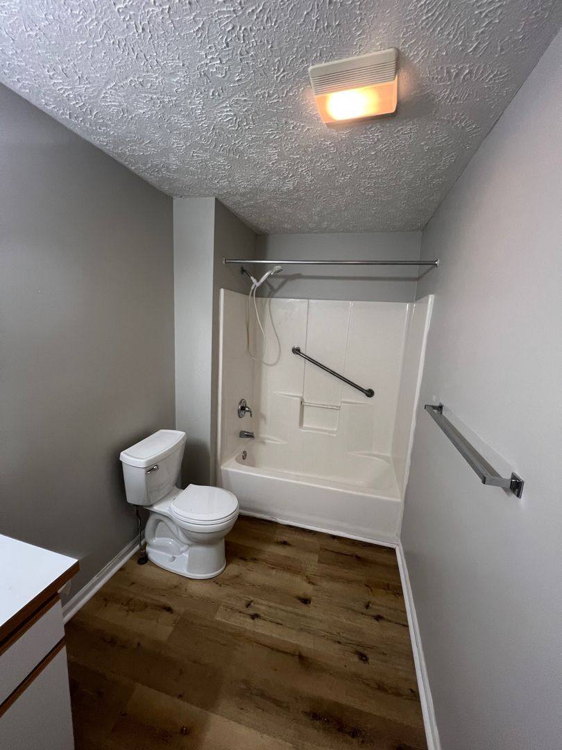 Apartment for rent at 726 Jefferson St, Grand Ledge, MI 48837