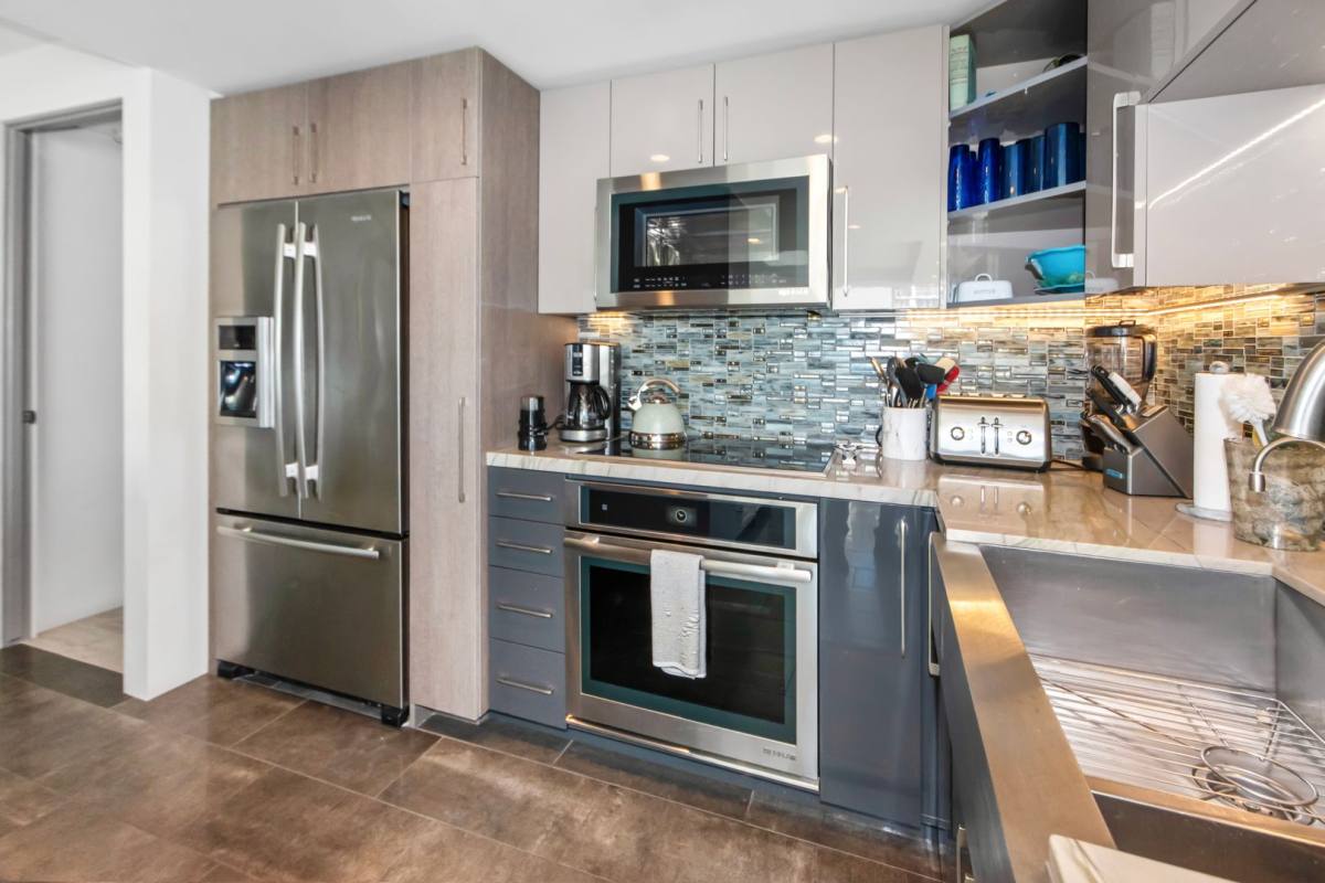Apartment for rent at 1780 Avenida Del Mundo, Coronado, CA 92118