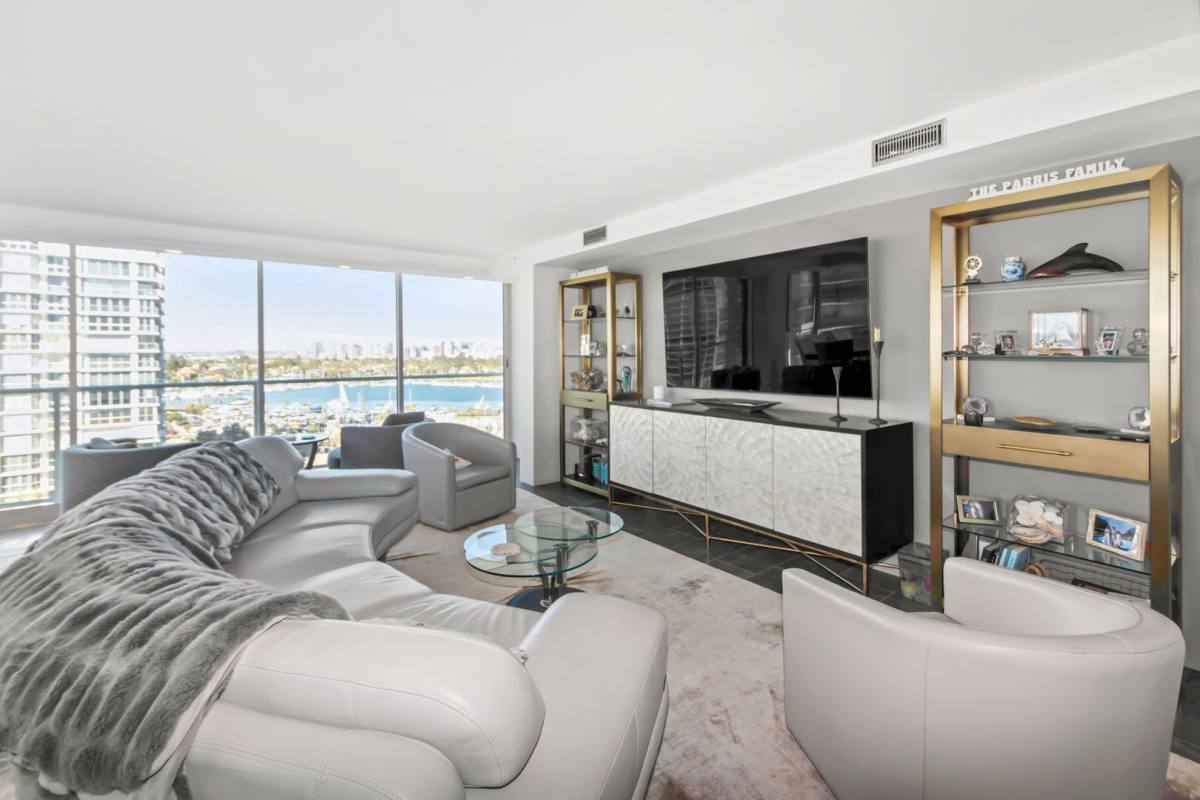 Apartment for rent at 1780 Avenida Del Mundo, Coronado, CA 92118