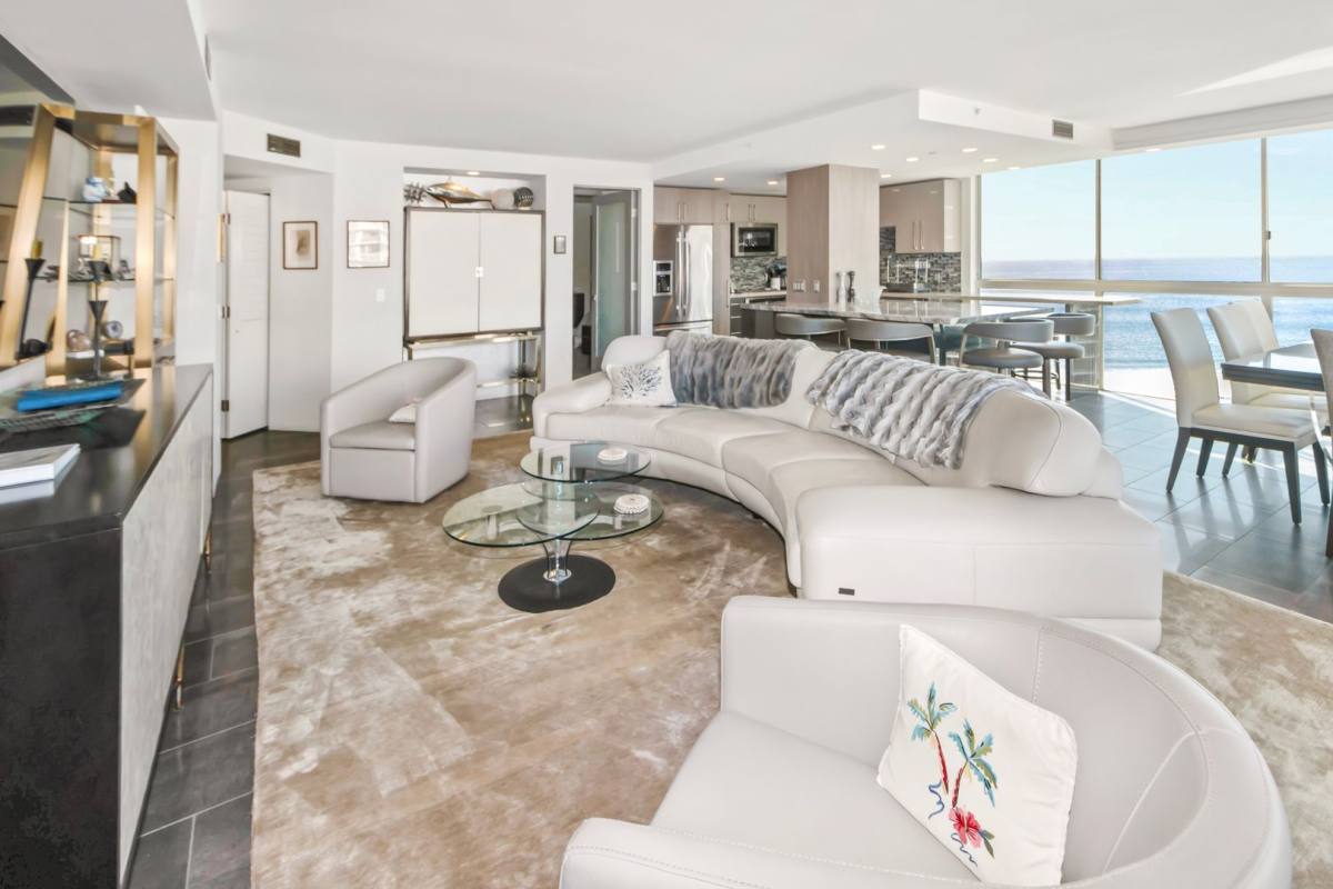 Apartment for rent at 1780 Avenida Del Mundo, Coronado, CA 92118