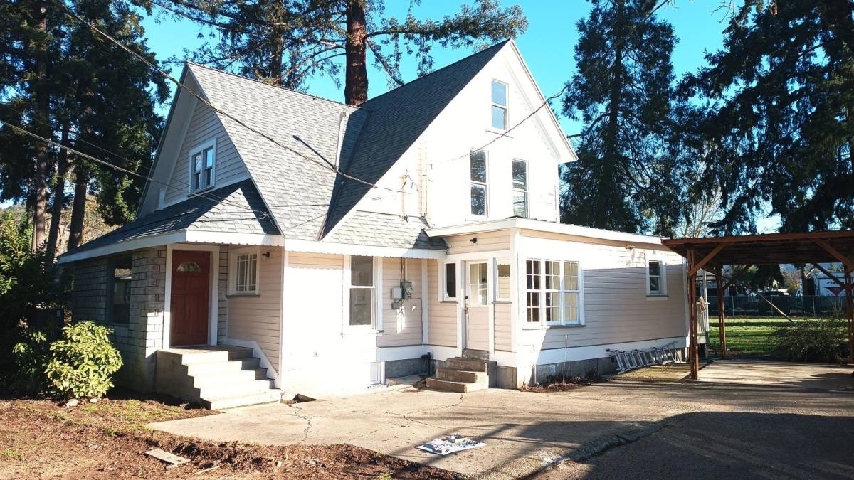House for rent at 120 Winston Section Rd, Winston, OR 97496