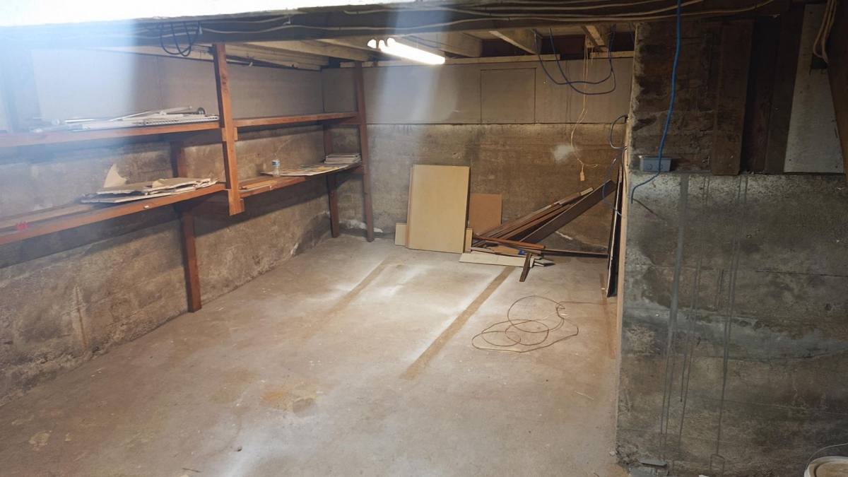 House for rent at 120 Winston Section Rd, Winston, OR 97496