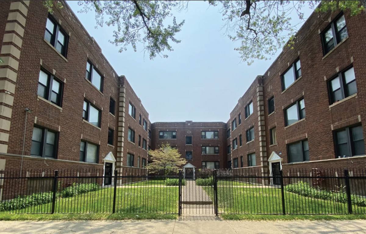 Apartment for rent at 6801 - 6811 S Michigan Ave, Chicago, IL 60637