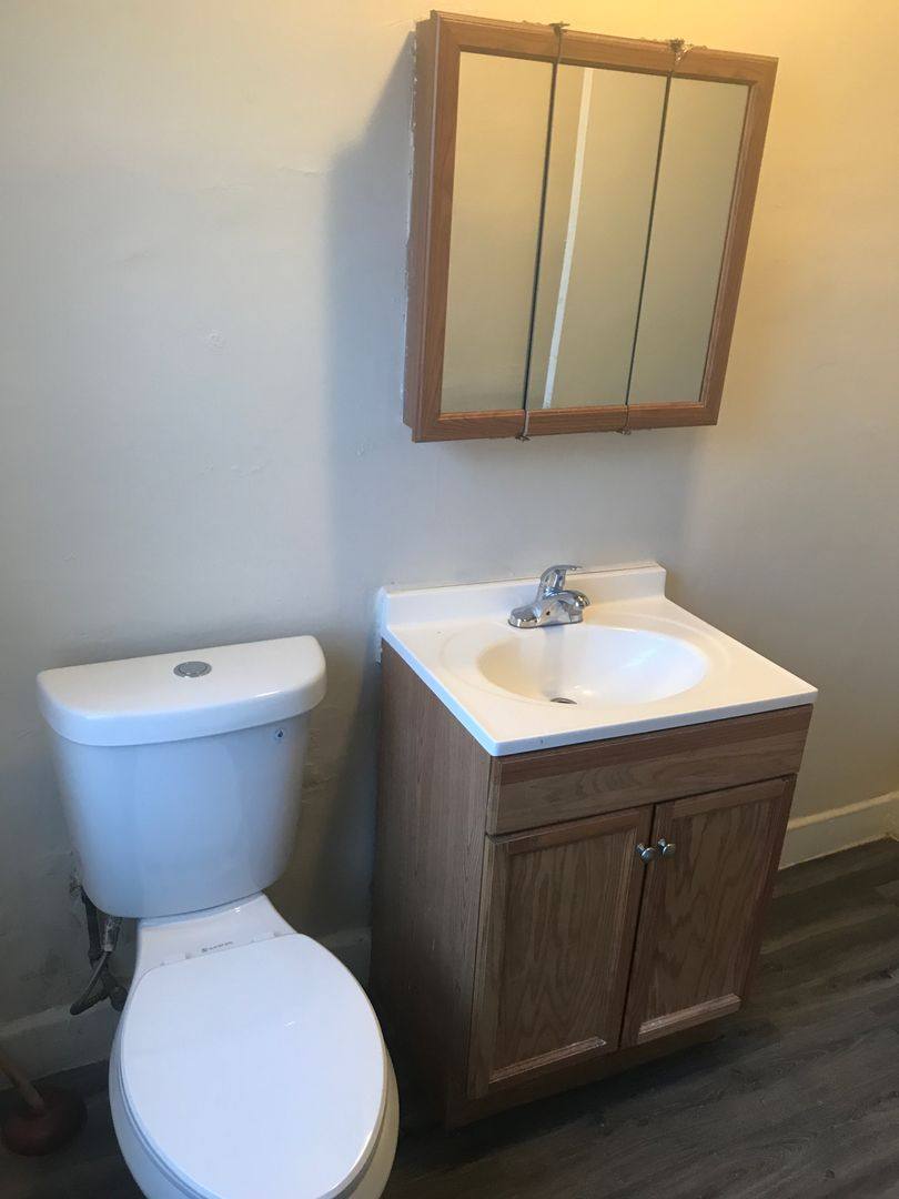 Apartment for rent at 6801 - 6811 S Michigan Ave, Chicago, IL 60637