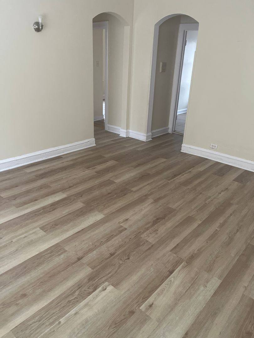 Apartment for rent at 6801 - 6811 S Michigan Ave, Chicago, IL 60637