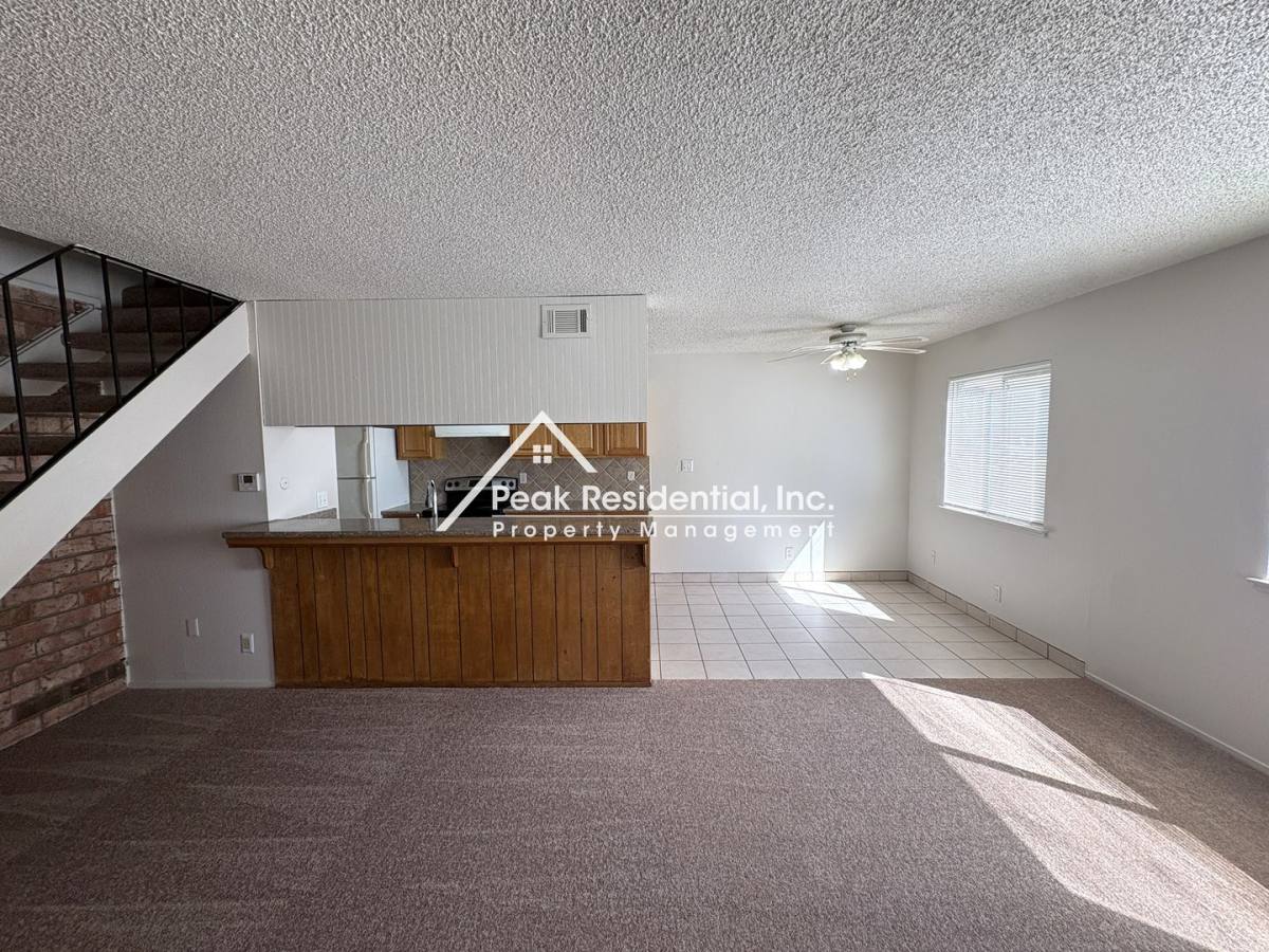 Apartment for rent at 25 La Pera Court, Sacramento, CA 95823