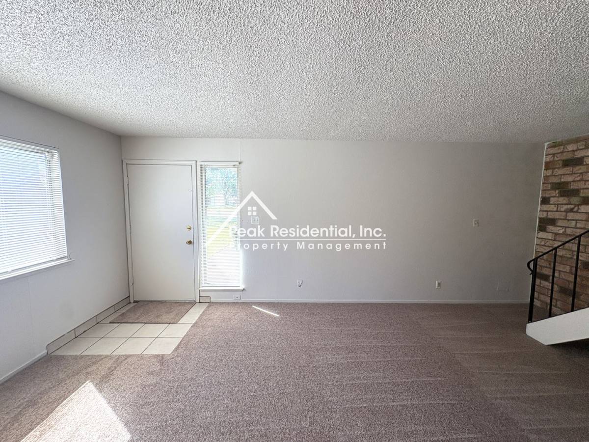 Apartment for rent at 25 La Pera Court, Sacramento, CA 95823
