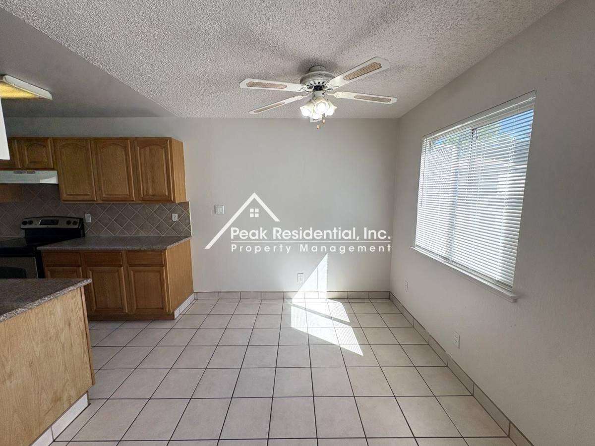 Apartment for rent at 25 La Pera Court, Sacramento, CA 95823