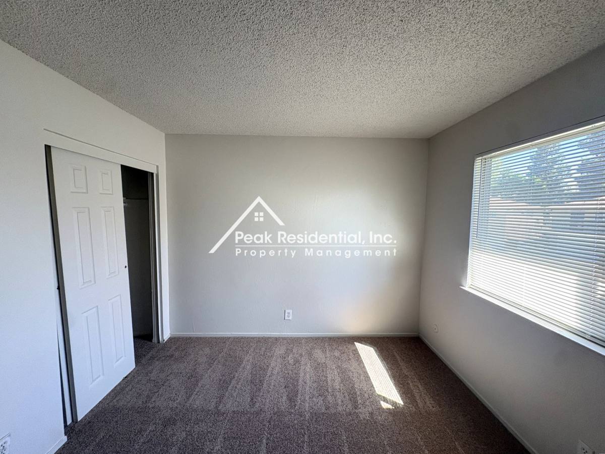 Apartment for rent at 25 La Pera Court, Sacramento, CA 95823