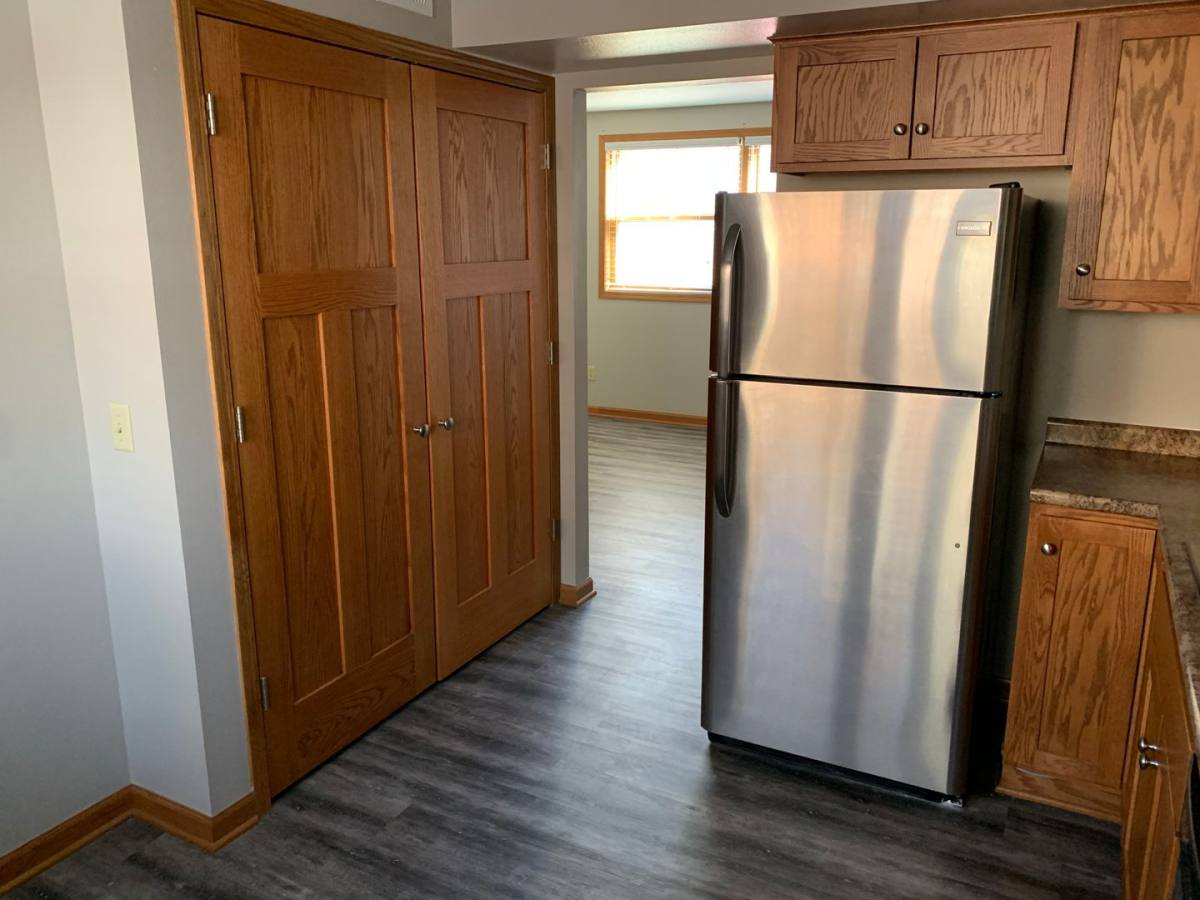 Apartment for rent at 1004 Main St, Pella, IA 50219