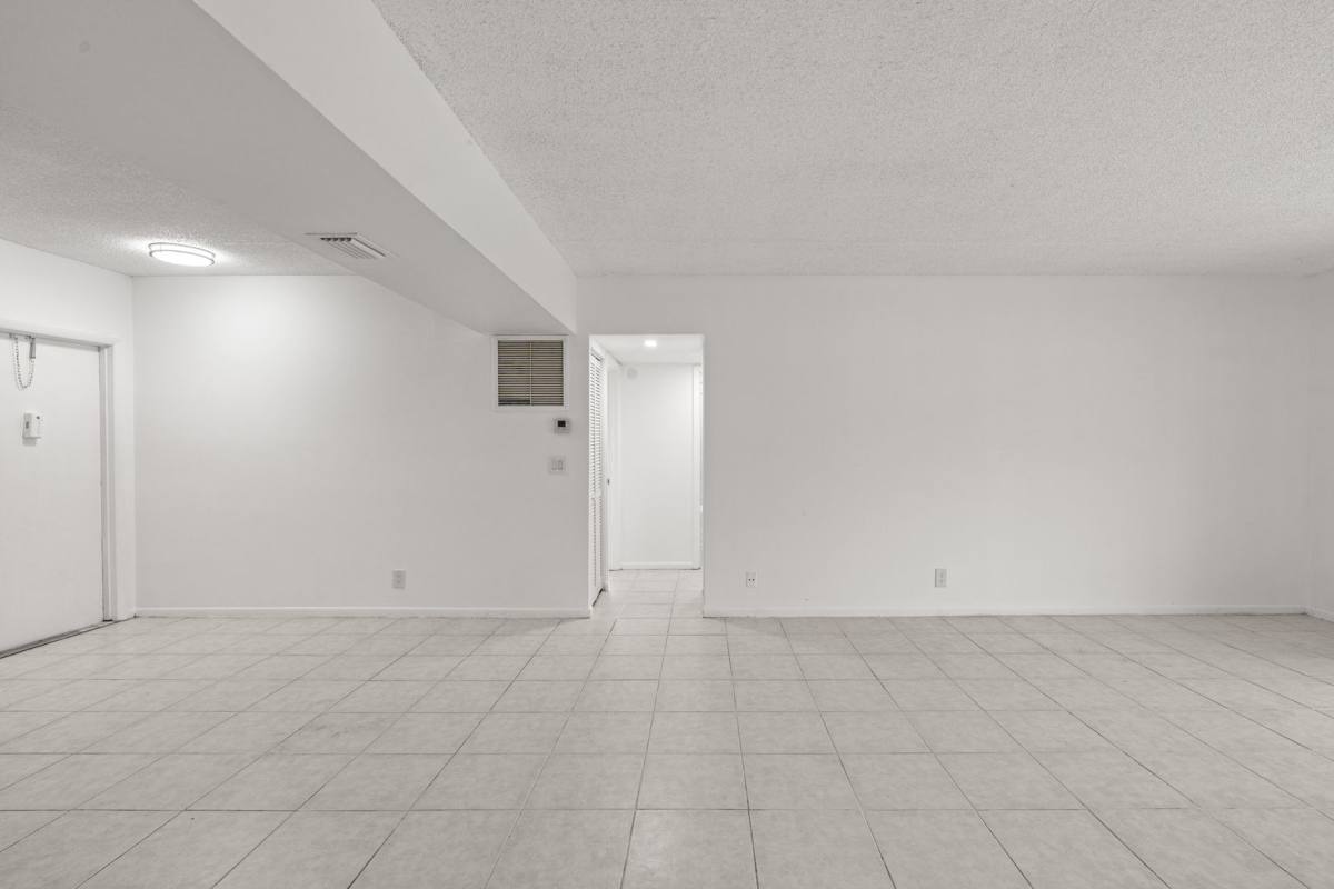 Apartment for rent at 602-630 NW 13th St, Boca Raton, FL 33486