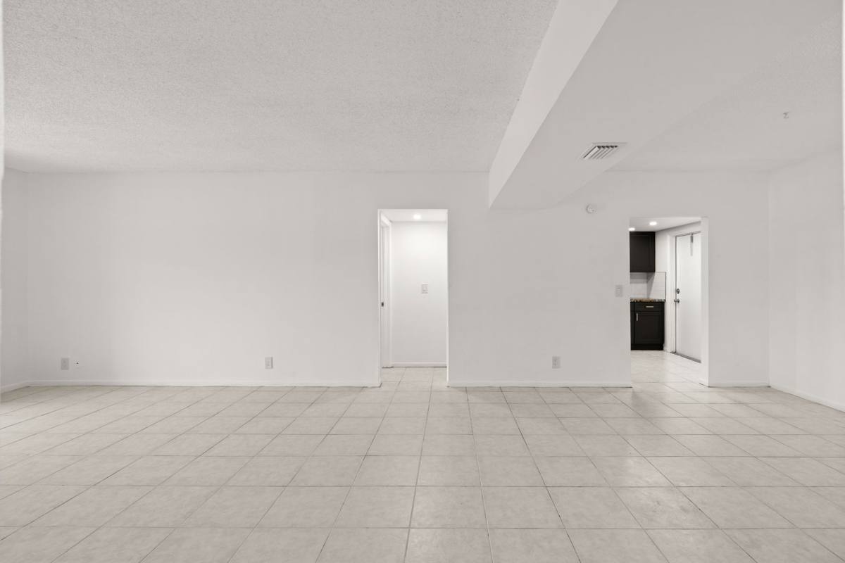 Apartment for rent at 602-630 NW 13th St, Boca Raton, FL 33486