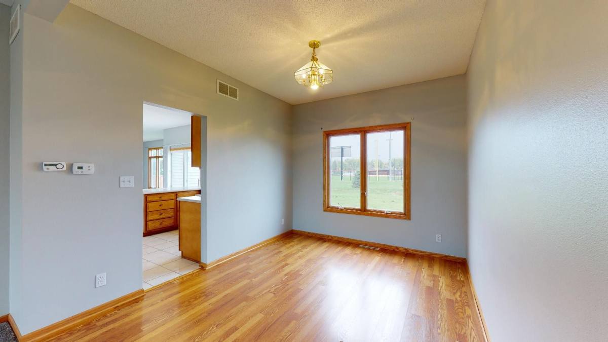 House for rent at 2504 Somerset Dr, Ames, IA 50010