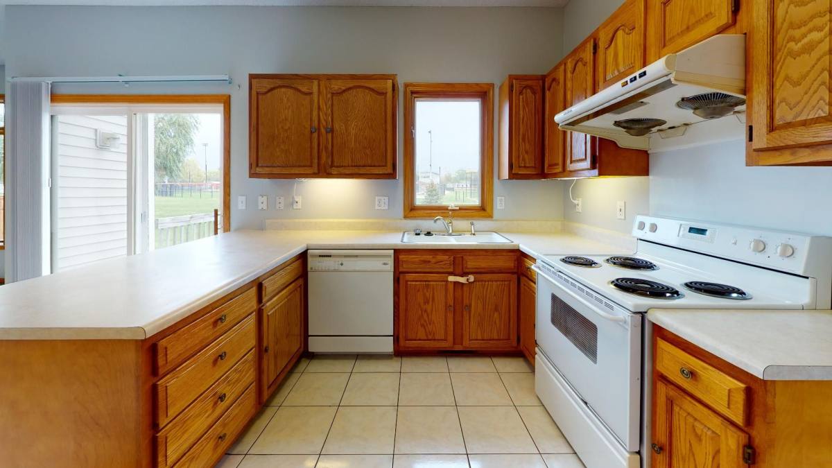 House for rent at 2504 Somerset Dr, Ames, IA 50010