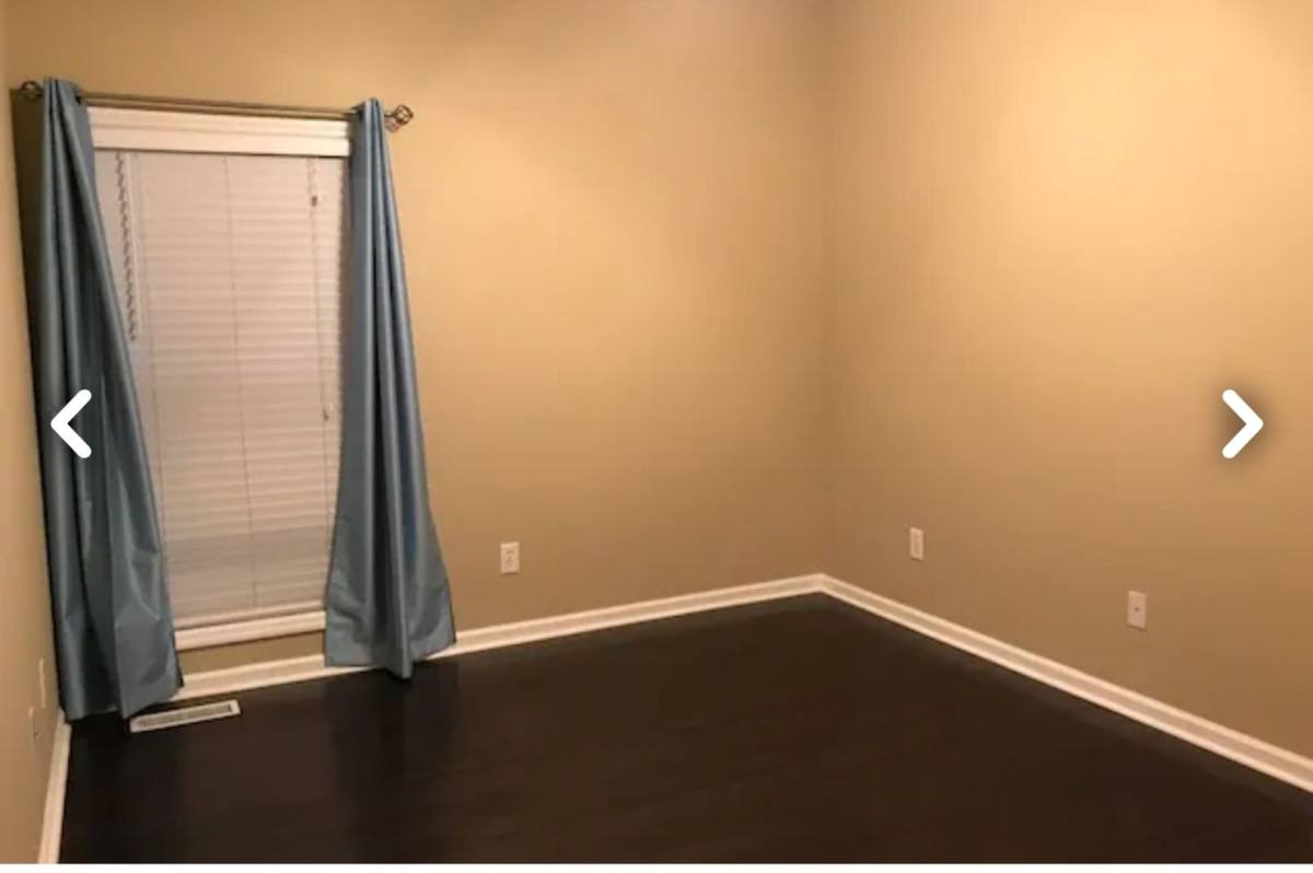 Townhouse for rent at 1293 N Dean Rd, Auburn, AL 36830