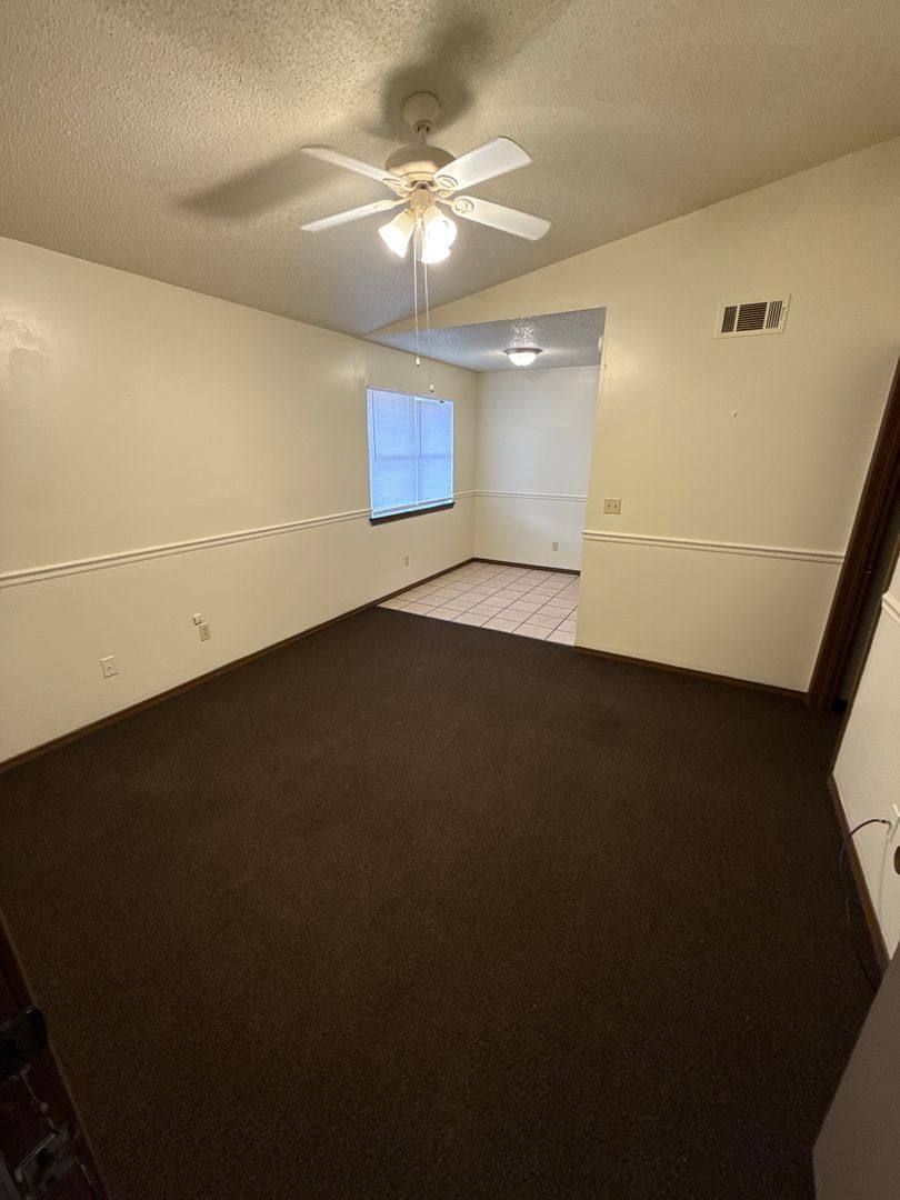 Apartment for rent at 108 SE 4th St, Atkins, AR 72823