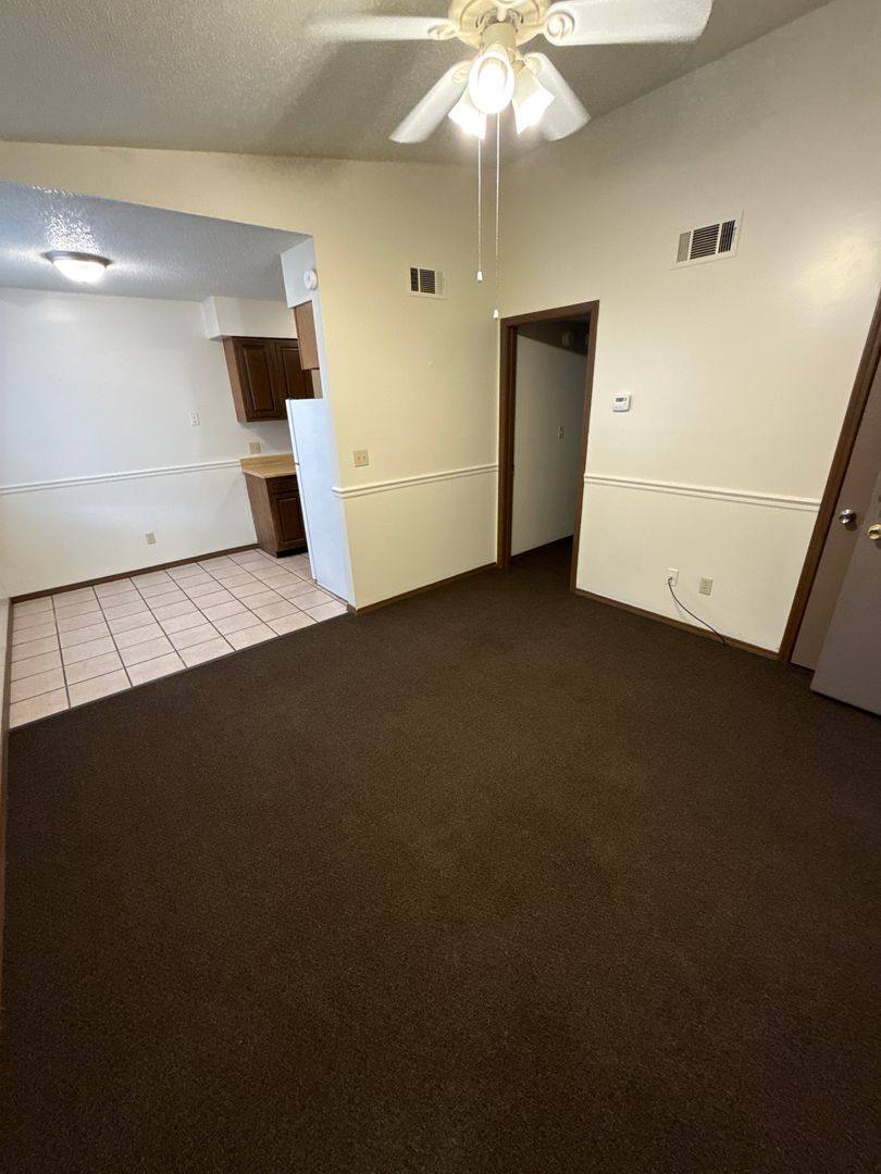 Apartment for rent at 108 SE 4th St, Atkins, AR 72823