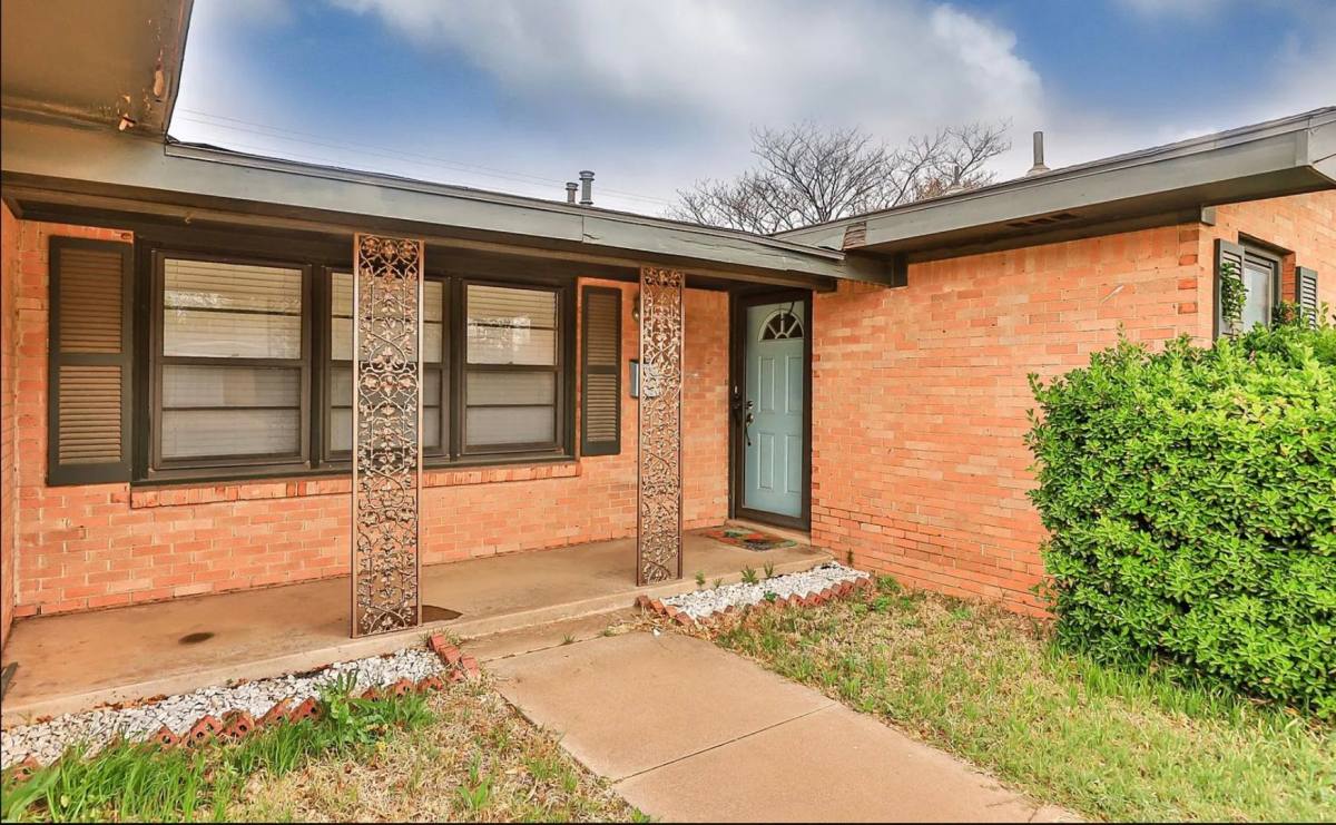 House for rent at 5424 14th St, Lubbock, TX 79416