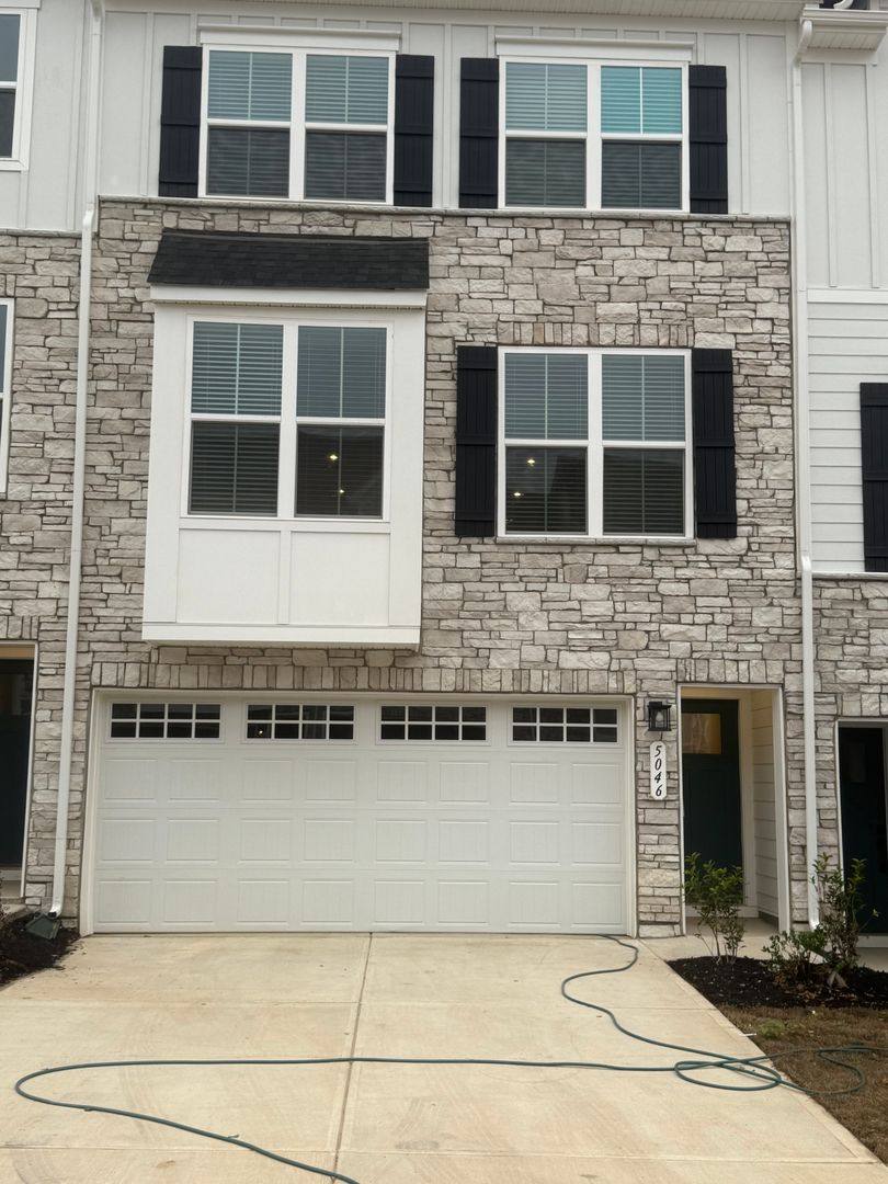 Townhouse for rent at 5046 Grain Orchard Rd, Indian Trail, NC 28079