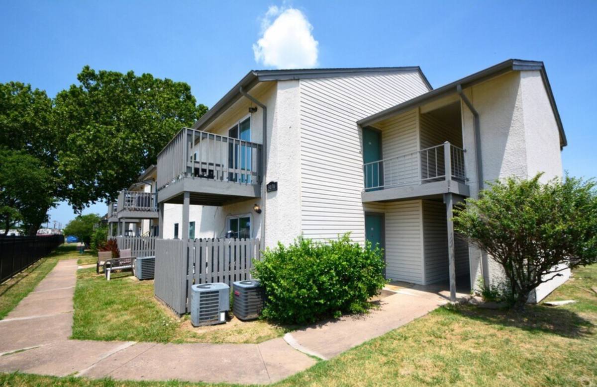 Apartment for rent at 3038 S 101st E Ave, Tulsa, OK 74129