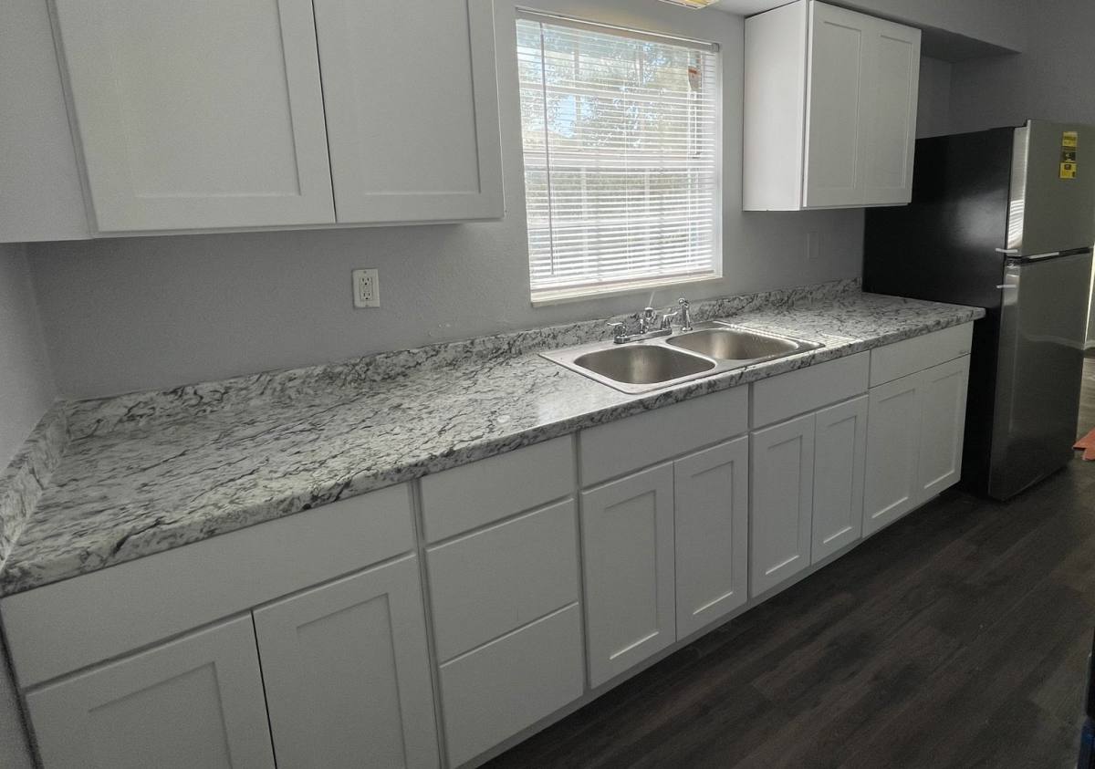 Apartment for rent at 14323 Lucerne Dr, Tampa, FL 33613